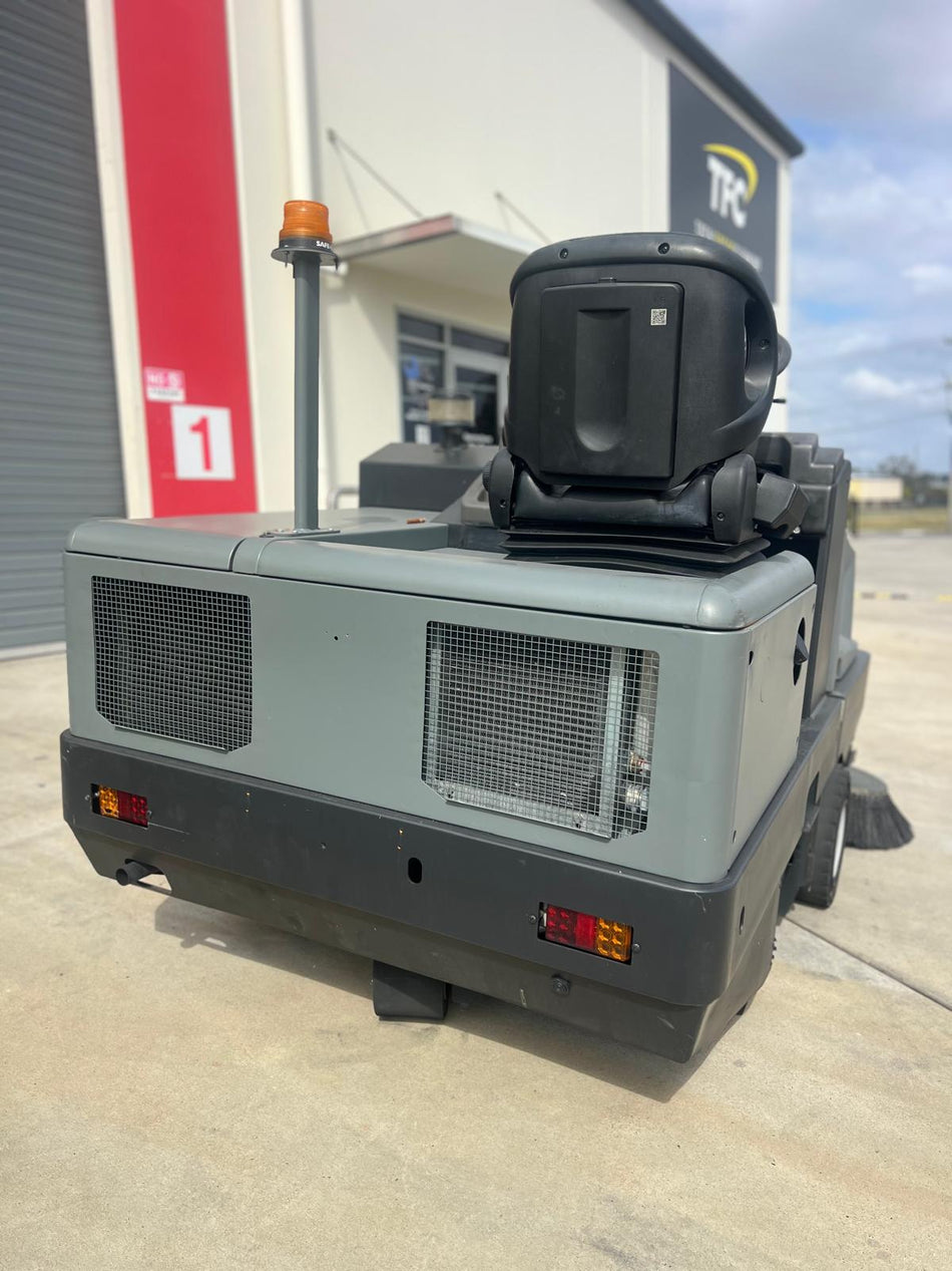 Karcher Sweeper KM 150/500 R LPG.