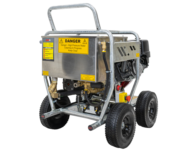 Pressure Washer Electric Start Honda 3,800 PSI @ 15 L/min Water tank